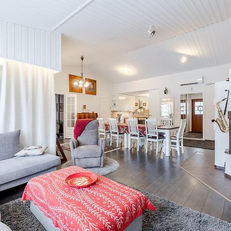 Riverside Home For Families - Beautiful House Near Santa Claus Village Rovaniemi Eksteriør bilde